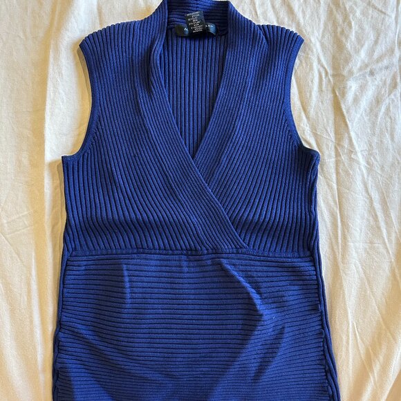 August Silk Petite Small PS Ladies Tank Navy Blue Top 32% Silk - Picture 1 of 9